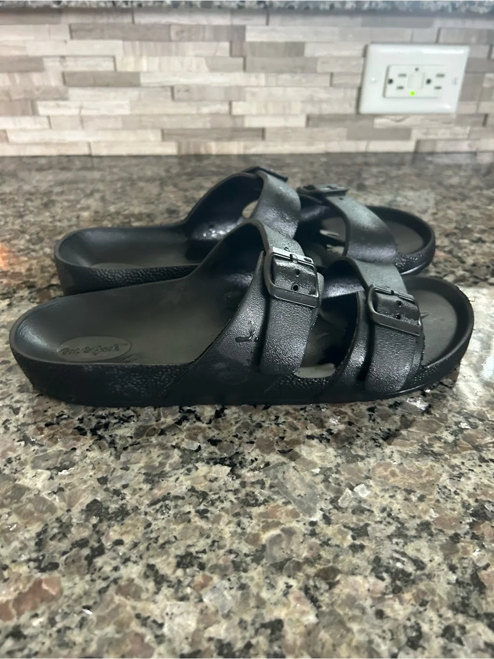 Cat & Jack Black Double Buckle Kids Slide Sandals